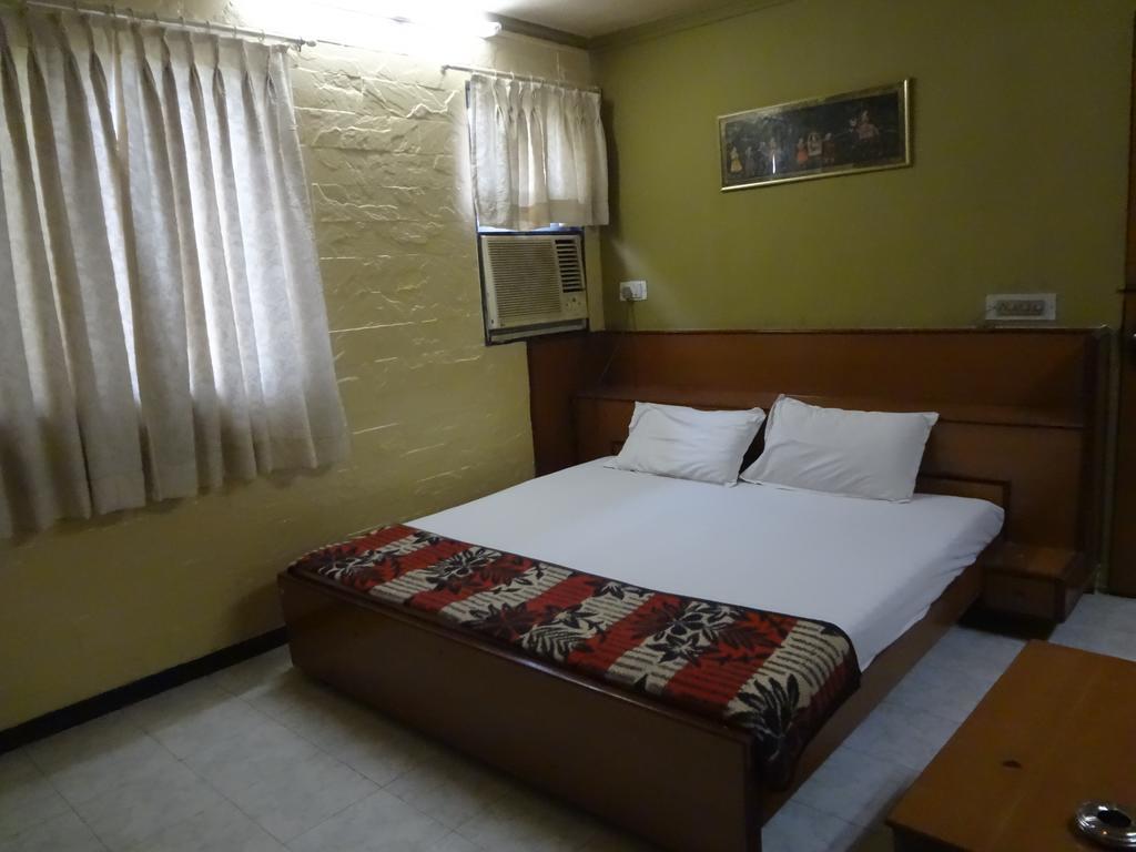 Hotel Happy Home Bombaim Exterior foto