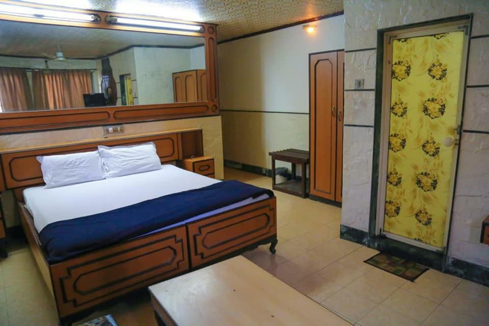 Hotel Happy Home Bombaim Exterior foto