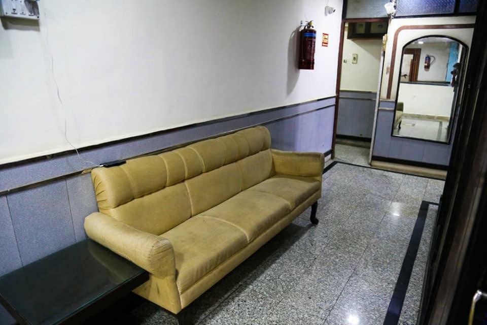 Hotel Happy Home Bombaim Exterior foto