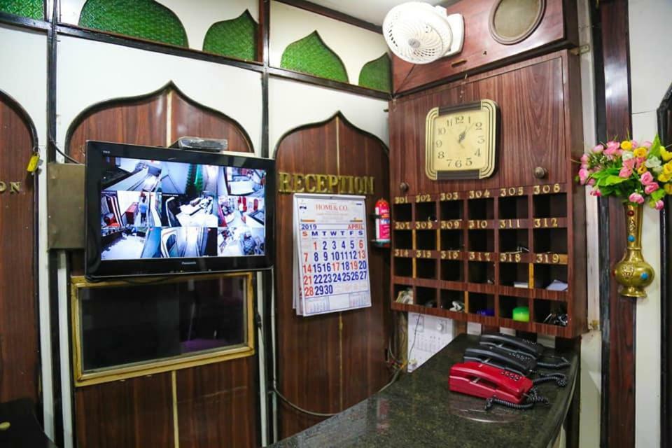 Hotel Happy Home Bombaim Exterior foto